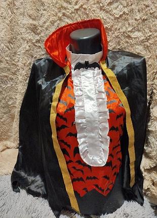 Верх костюма вампира дракулы