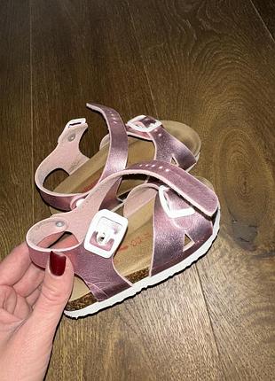 Детские сандали