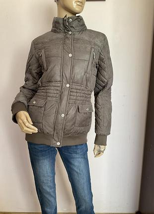 Итальянская фирменная курточка на подростка или xs / brend geox