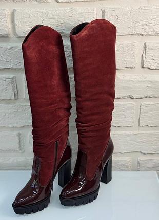 Замшеві чоботи