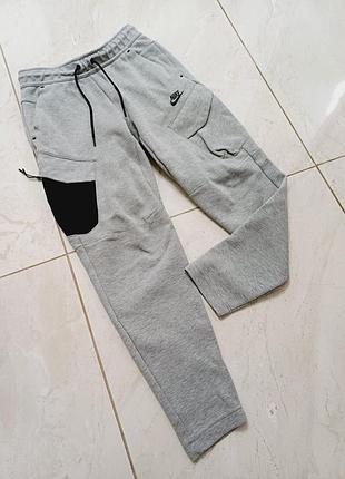 Спортивные штаны nike