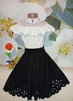 Шикарний шкільний комплект для дівчинки 134 р