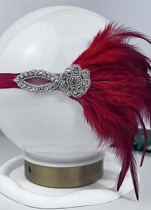 Обруч прикраса на голову з пір'ям (бордовий)