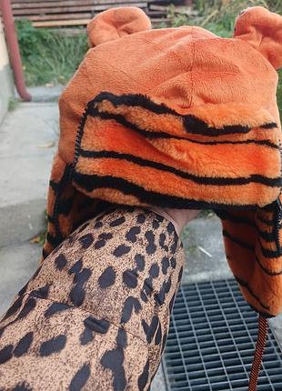 Шапка вушанка тепла тигр