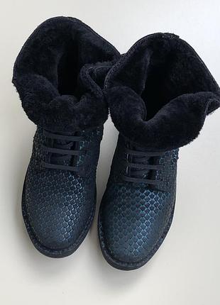 Черевики жіночі