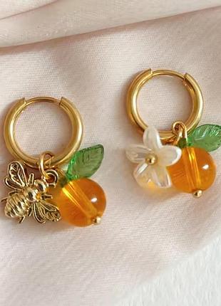 Серьги нежный цветок бусины пчелка