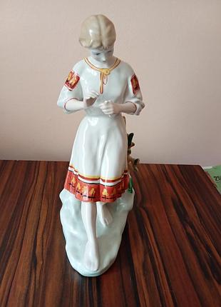 Статуэтка новая м лелев