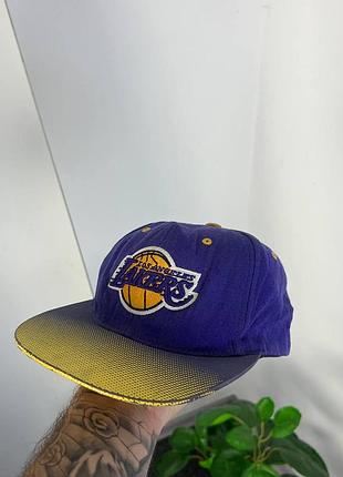 Кепка la lakers