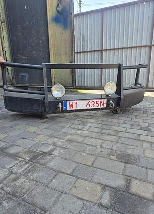 Продам бампер на джип land rover discovery 2