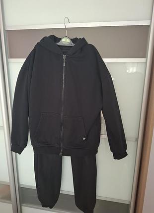 Спортивный костюм утепленное хорошее качество без катушек