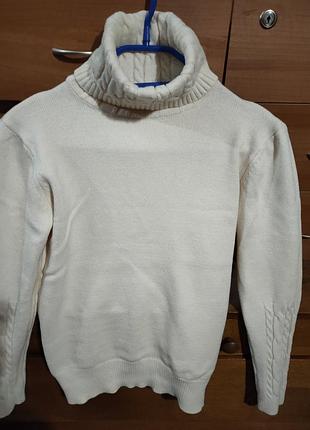 Светер молочно-белый с-м
