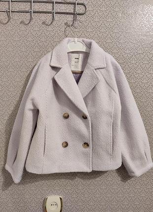 Пальто на дівчинку на 8 років