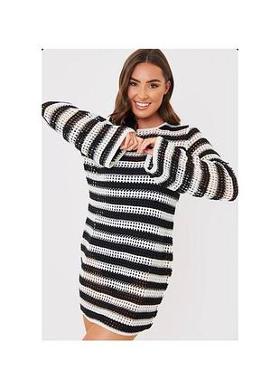 Стильное модное актуальное платье в полоску