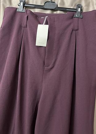 Жіночі штани бургунді reserved