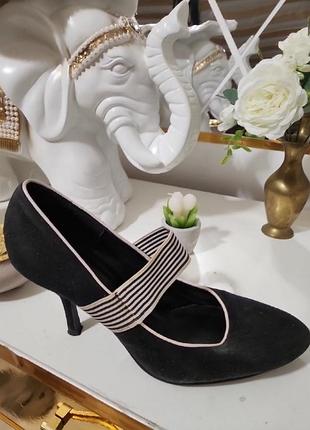 Шикарные женские туфли 39р