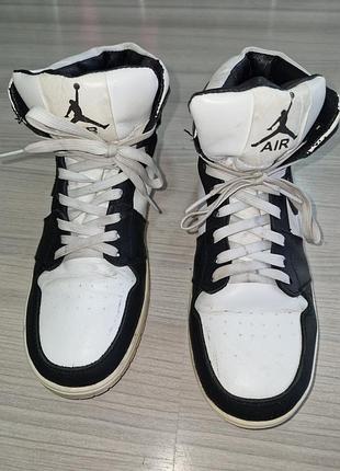 Кроссовки зима