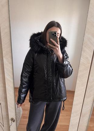 Зимова куртка чорна