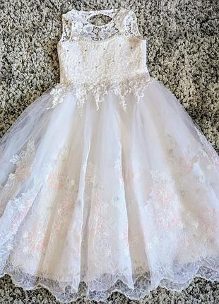 Сукня біла на дівчинку розмір від 122-128