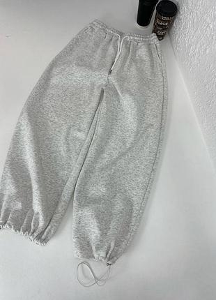 Теплі спортивні штани з затяжками знизу