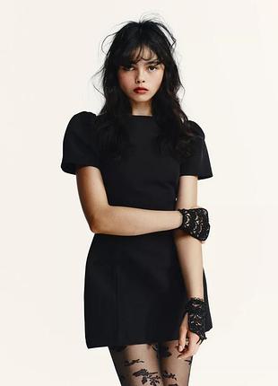 Короткое платье со складками и карманами