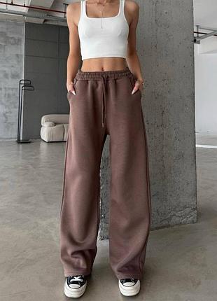 Теплые женские спортивные штаны на флисе оверсайз качественные утепленные трехнить пенье флис зимние