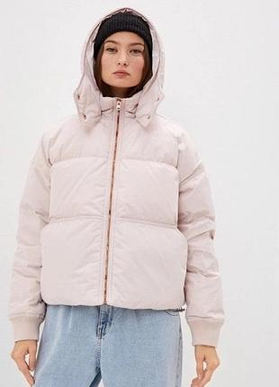 Куртка пухова converse , xs