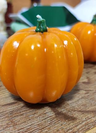 Свеча из натурального пчелиного воска