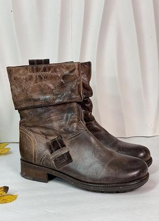Байкерские сапоги manas design distressed коричневые на байке италия 39р