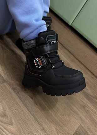 Зимові ботинки для хлопчиків 29 р