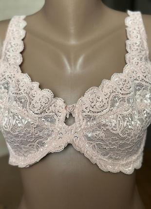 Бюстгалтер manor