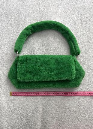 Мʼяка сумка зеленого кольору primark