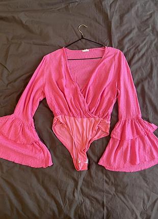 Дуже ніжна рожева блузка, яскрава кофта, кофта з рукавами кльош, боді з пишними рукавами, рожеве боді з рукавами