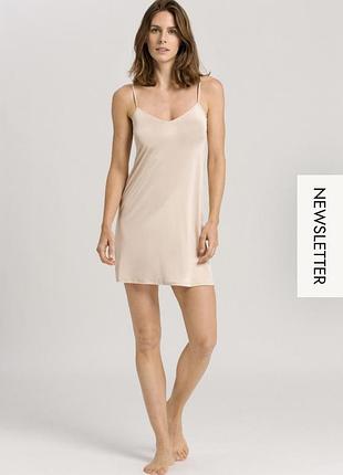 Плаття нічне