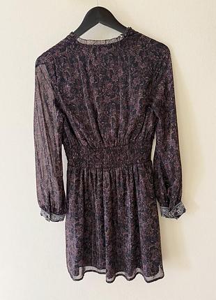 Продам жіночу сукню. zara нове . розмвр s/m.дуже стильне і неймовірно красиве.