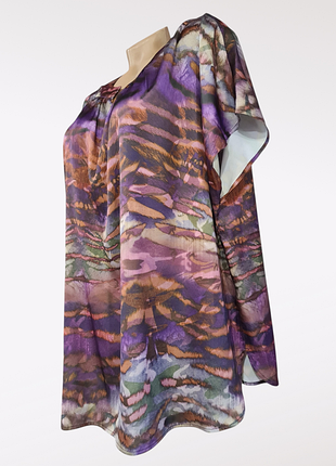 Очень красивая шелковая блуза