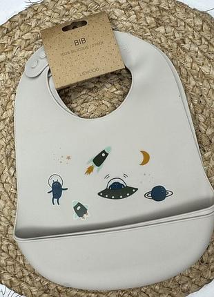 Силиконовый нагрудник liewood. данная слюнявчик