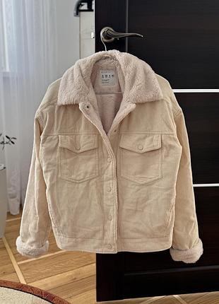 Класна куртка сорочка на кожушку нова