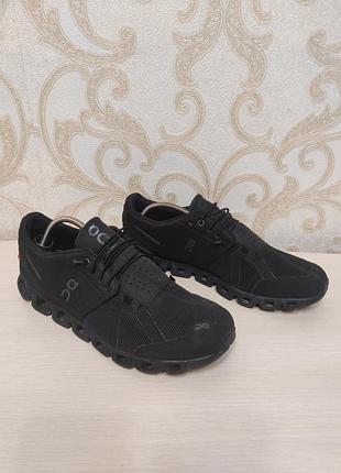 Кросівки on cloud running swiss engineering оригінал