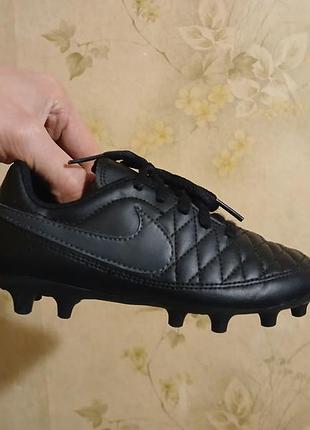 Бутсы детские nike 30 р на стопу 18-18,5 см как новые