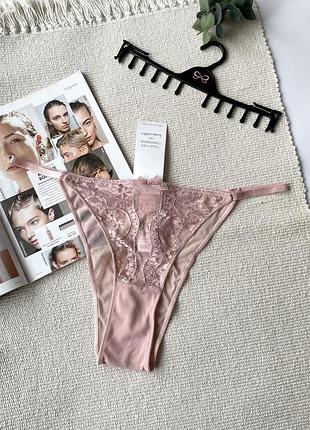 Крутезні мереживні трусики з сіточкою на попі та тоненькими резиночками на стегнах від hunkemoller голландія