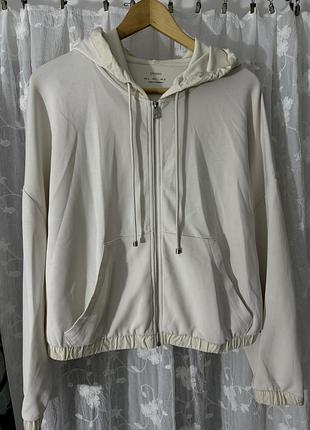 Кофта на замку прогулянковий або повсякденний стиль