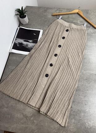 Спідниця міді