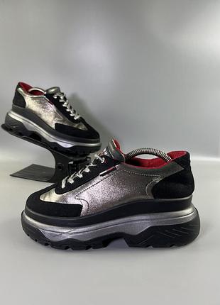 Кросівки tommy