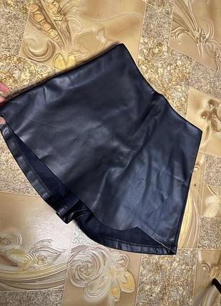 Спідниця-шорти з еко шкіри