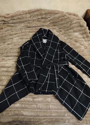 Пальто тепле вовна красивого крою