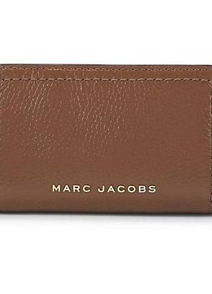 Гаманець marc jacobs коричневий logo leather bifold wallet