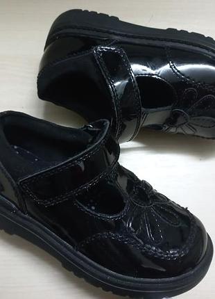 Туфли весна-осень кожа  дев.27р. m&s индии