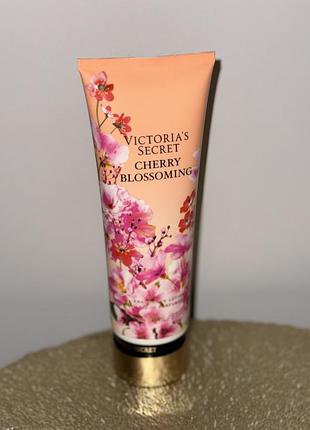 Оригінальний парфумований лосьйон victoria’s secret крем для тіла