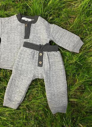 Теплий костюмчик для малюка rachel zoe 68-74р на 6-9міс  лонгслів та штани