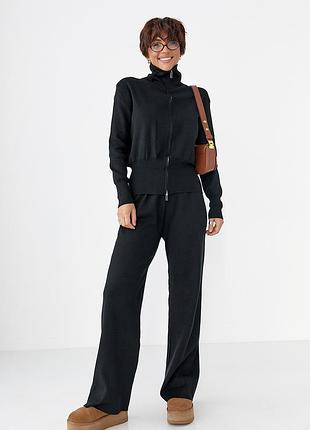 Трикотажний костюм із коротким кардиганом на блискавці та широкими штанами